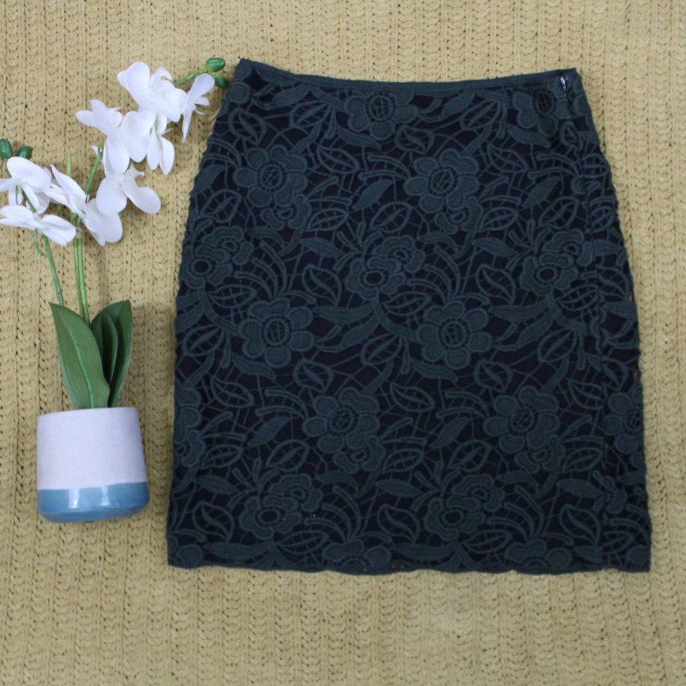 Per Se Forest Green Floral Skirt